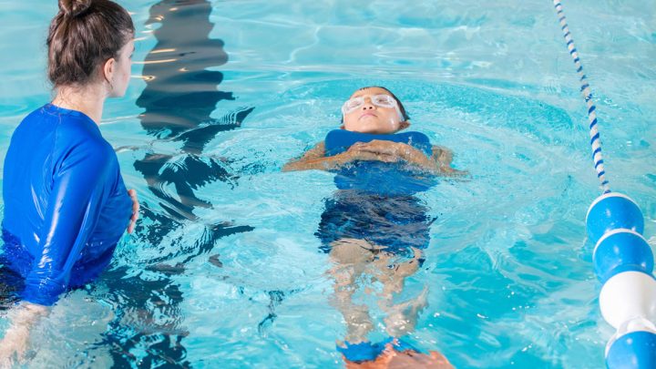 شنا و آب درمانی