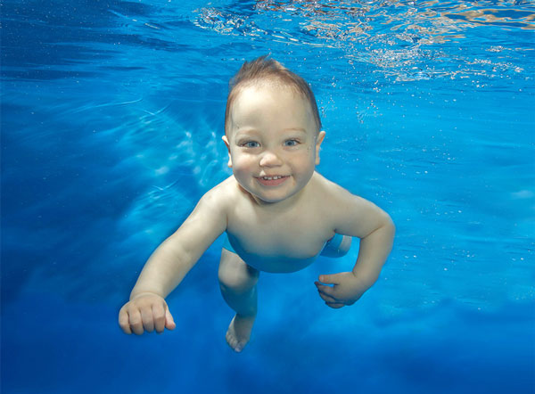 آموزش شنا بانوان اصفهان