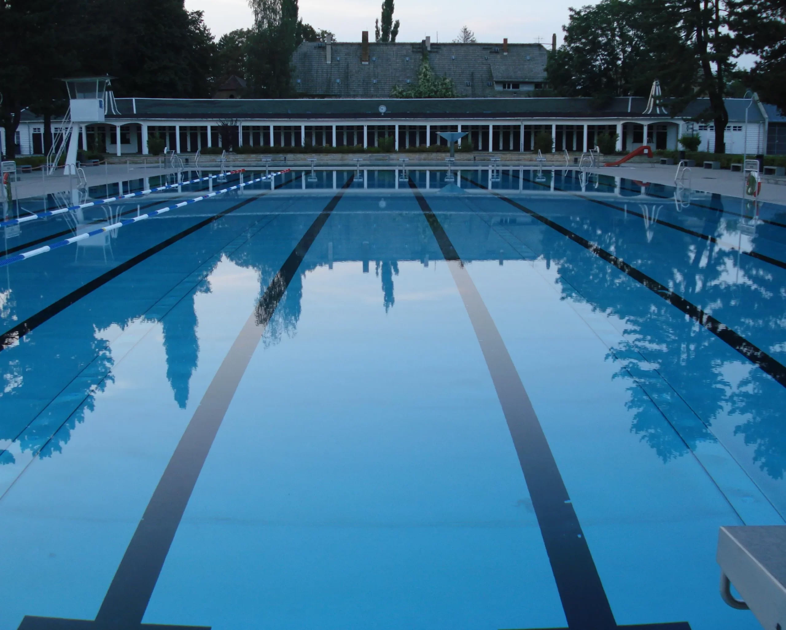 کلر و فواید آن در آب استخر