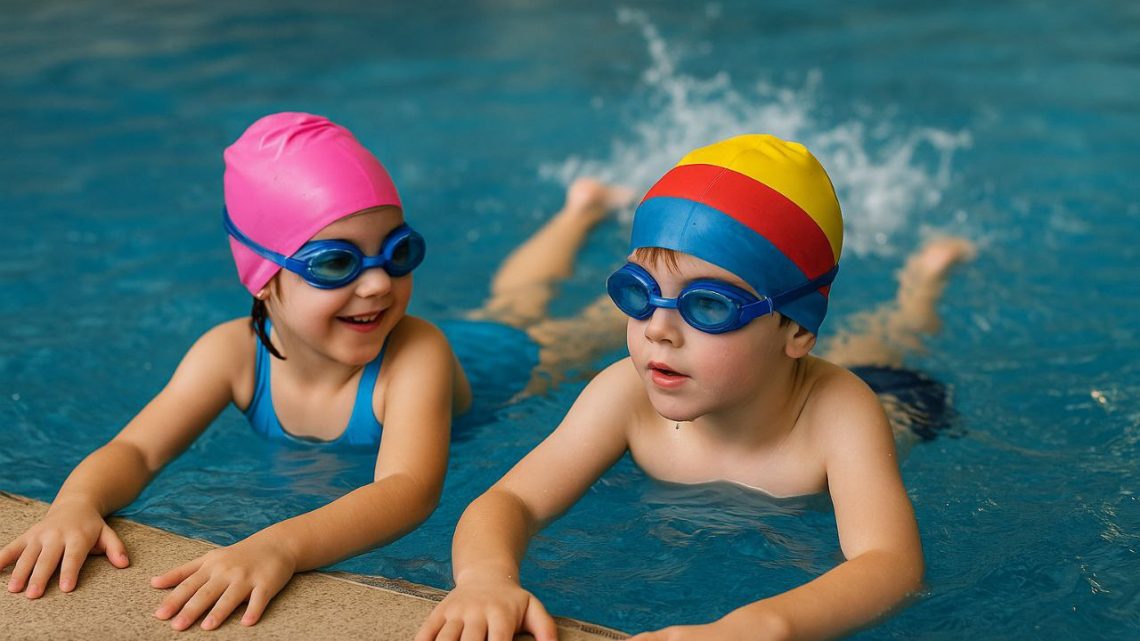 تفاوت‌های آموزش شنا برای کودکان دختر و پسر